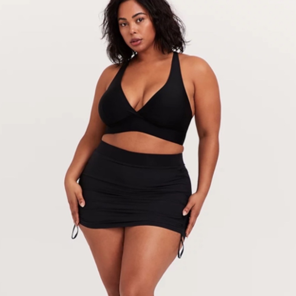 ❌SOLD❌❤️NWOT HTF Torrid Swim Skirt/shorts sz 3